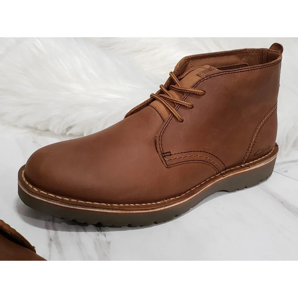 NEW NO BOX SIZE 9 US / EURO 41 CLARKS Boots Eastridge Mid wallabee leather brown